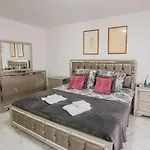 Quiet Marble With Free Parking Spot Old Town * Bukarest