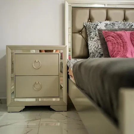 Quiet Marble With Free Parking Spot Old Town * Βουκουρέστι