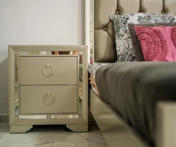 Quiet Marble With Free Parking Spot Old Town * ブカレスト