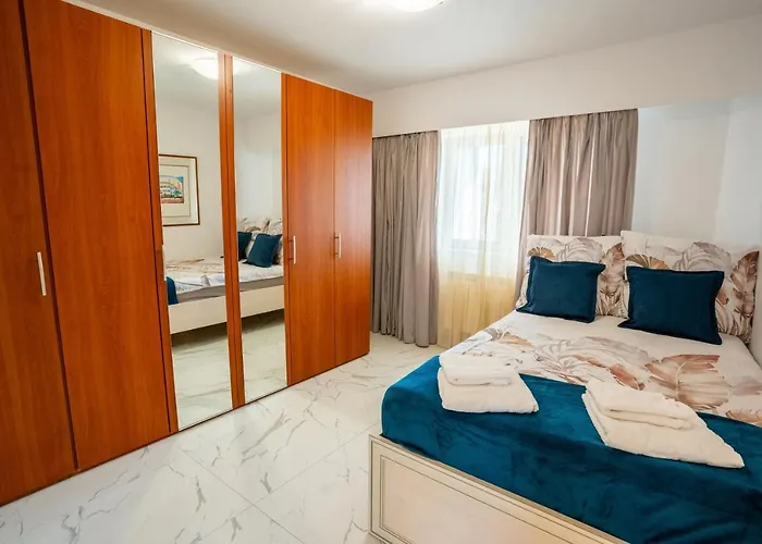 Apartament Quiet Marble With Free Parking Spot Old Town *
