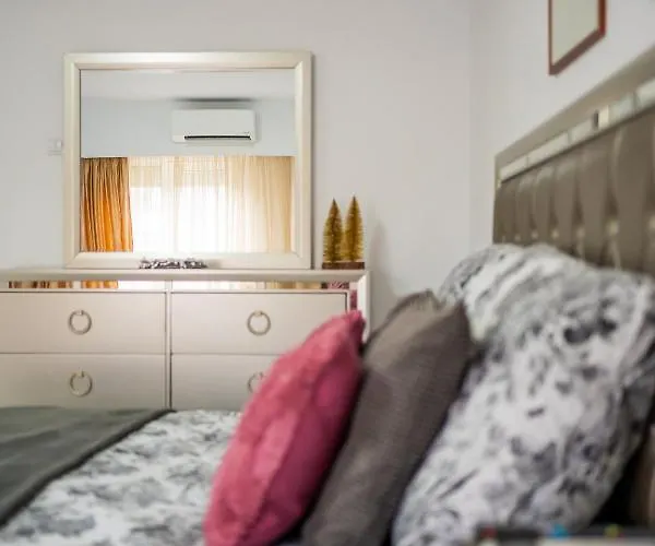 Apartament Quiet Marble With Free Parking Spot Old Town *