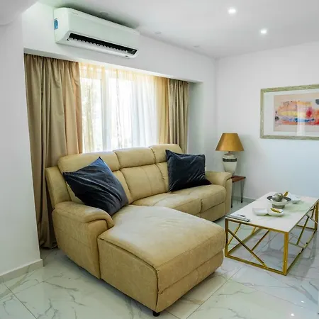 Quiet Marble 2 Bdrm Old Town 부쿠레슈티